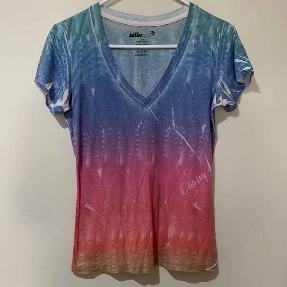 Billabong Women's V-Neck Tee -Ombré